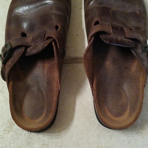 Chocolate brown naot clogs size 7 - Picture 7 of 7